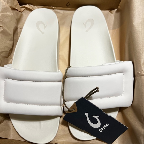 Olukai Women's Sunbeam Slide Sandal White in size 9 - Picture 3 of 7